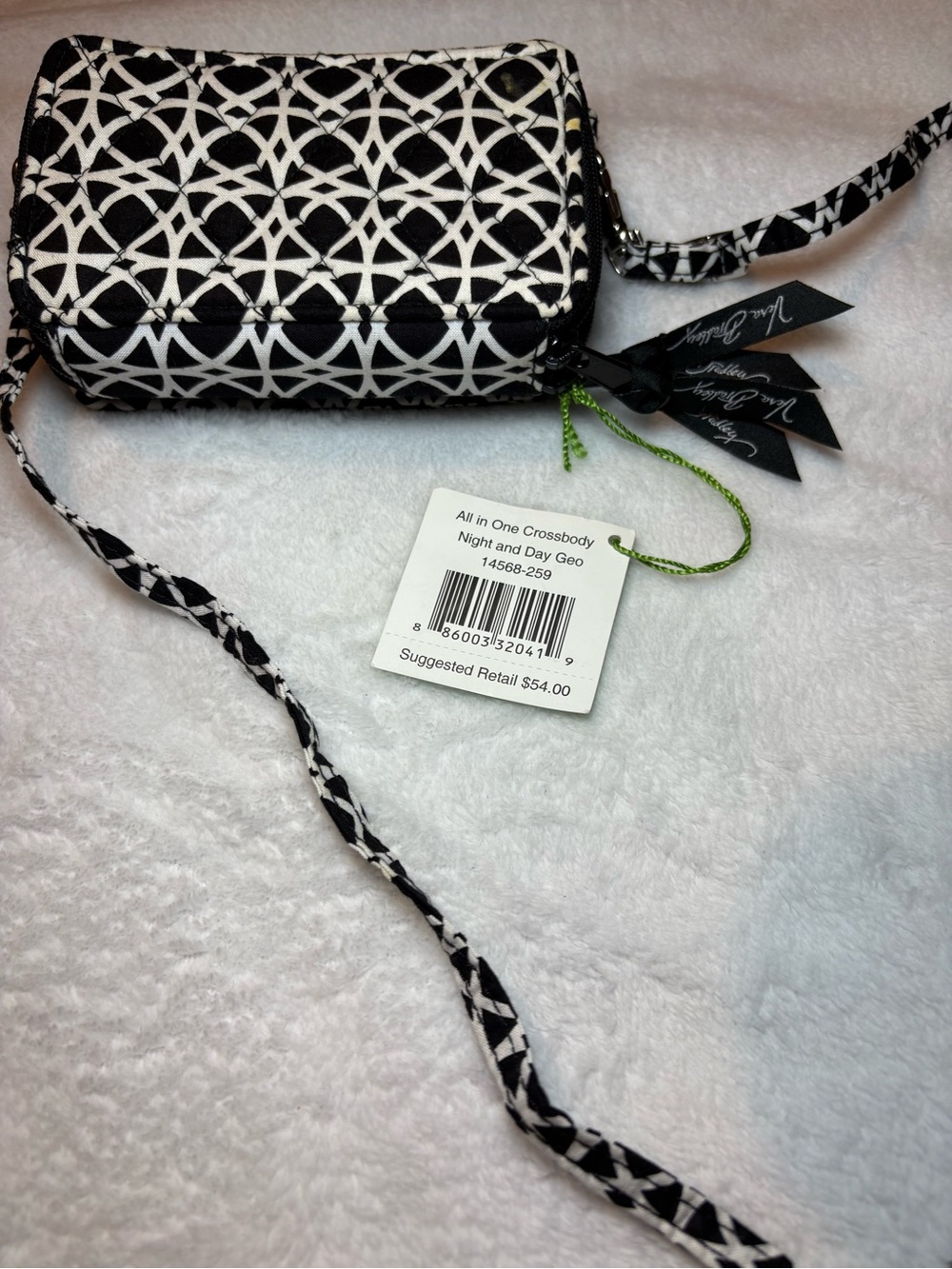Vera Bradley Black & White Geometric Crossbody Phone Bag - Picture 2 of 8
